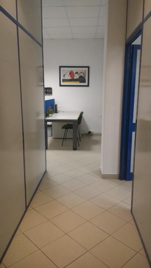 Melaya Budget Hostel Фару Екстер'єр фото