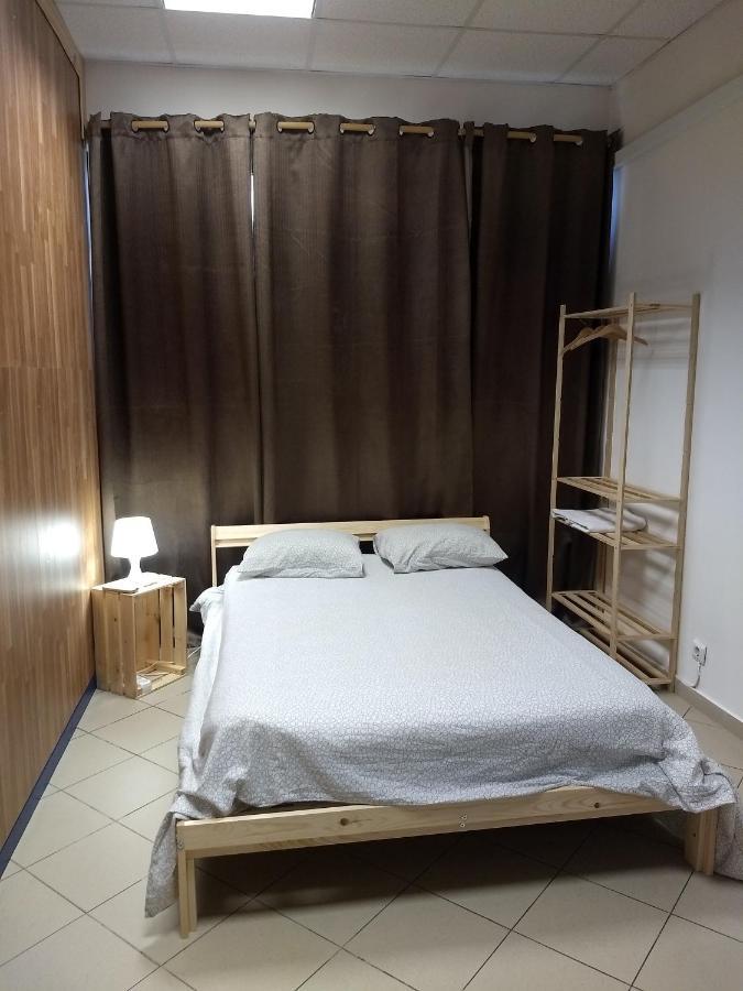 Melaya Budget Hostel Фару Екстер'єр фото